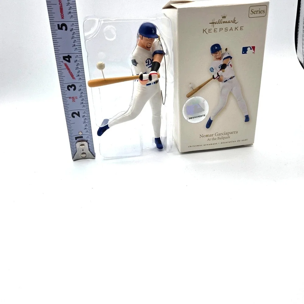Hallmark this nomar
